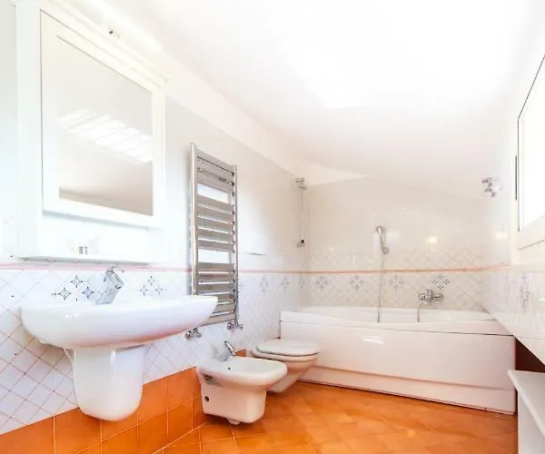 Bibi * 欧斯佩达蒂